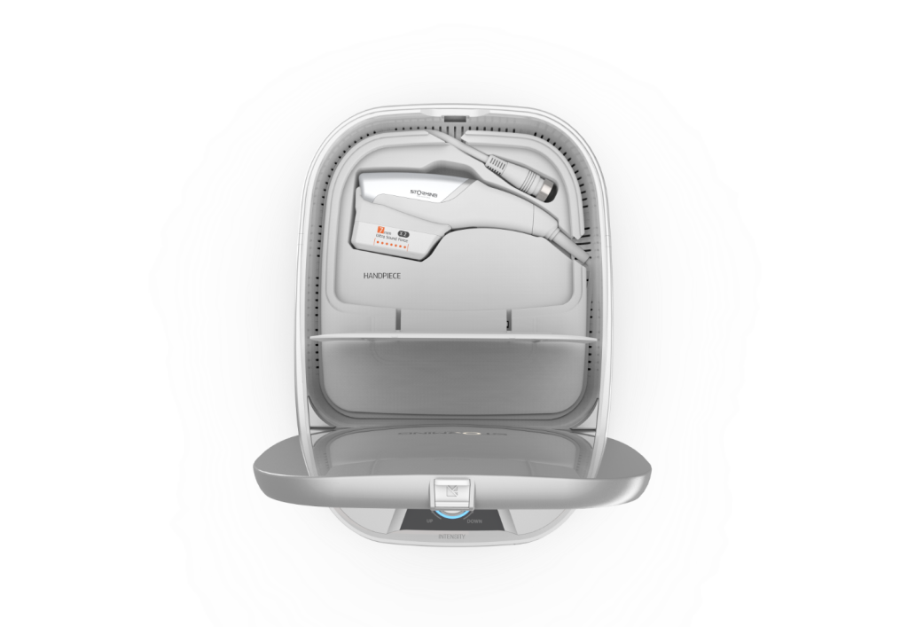 Aesthetic treatment device with open lid